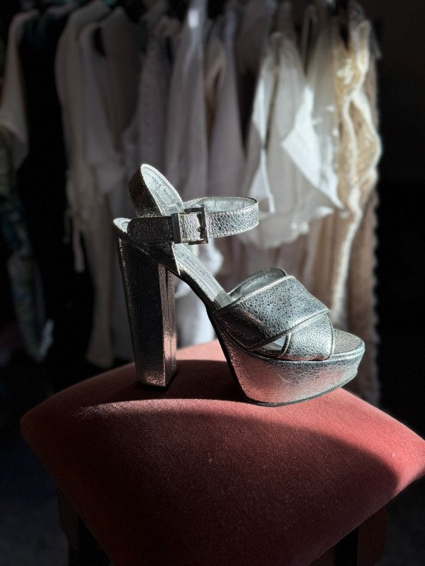 Producto - SANDALIAS PLATA 38