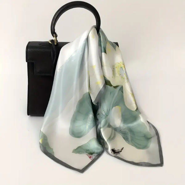 Producto - Pañuelo verde seda xl