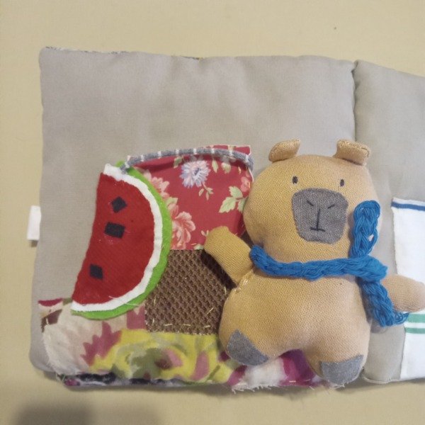 Producto - libro de actividades carpincho