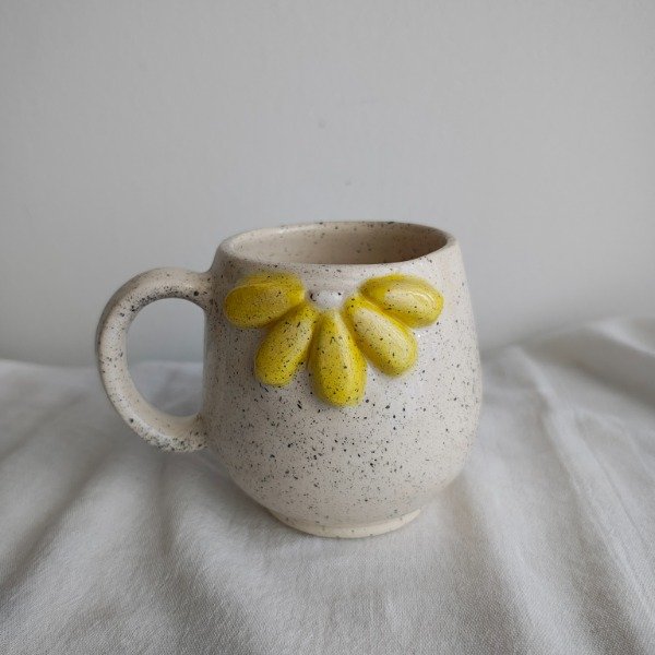 Producto - Taza Primavera "Flor de Sol" - Edición Relieve Rosa