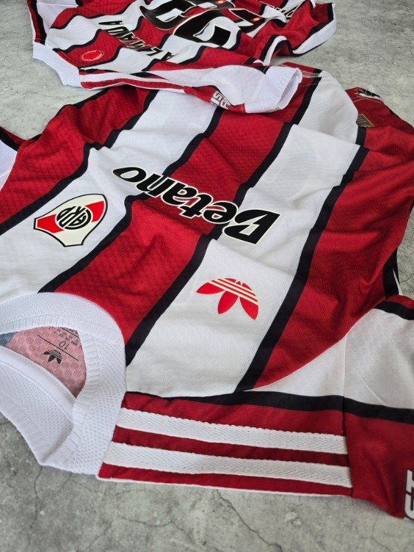 Producto - Camiseta River Plate Alternativa Almada Niño PREMIUM - 5