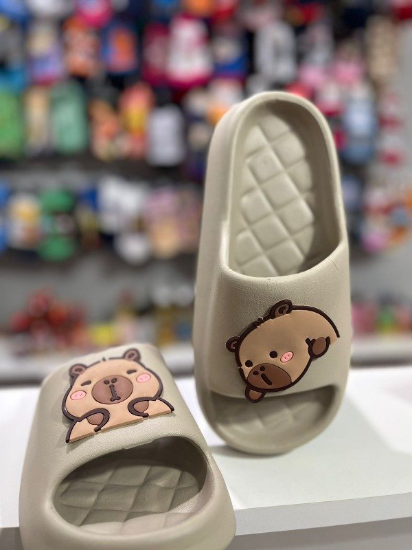 Producto - Gomones de capibara en color marron