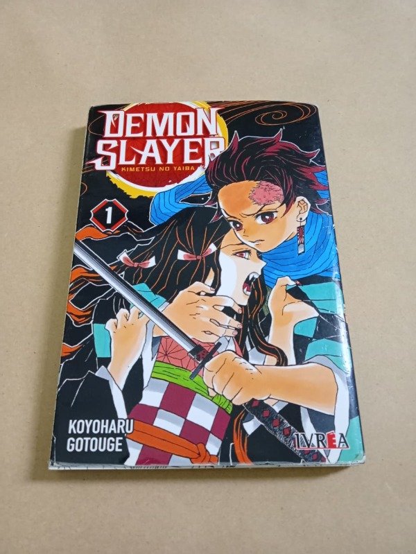 Producto - Demon slayer #1 - Koyoharu Gotouge - Ivrea 2023 - 0