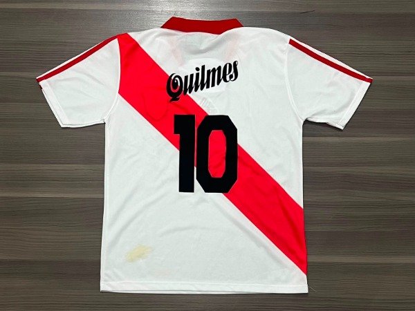 Producto - CAMISETA RIVER PLATE TITULAR RETRO TALLE M