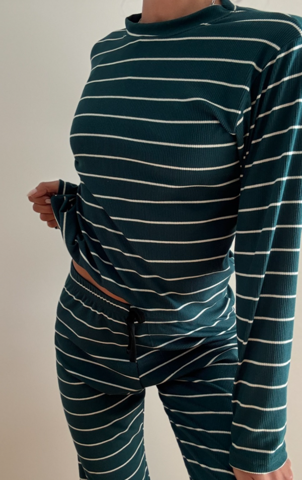 Producto - Pijama Rayas Verdes Morley