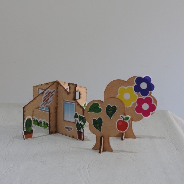 Producto - Juguete para encastrar + Stickers - CASITA