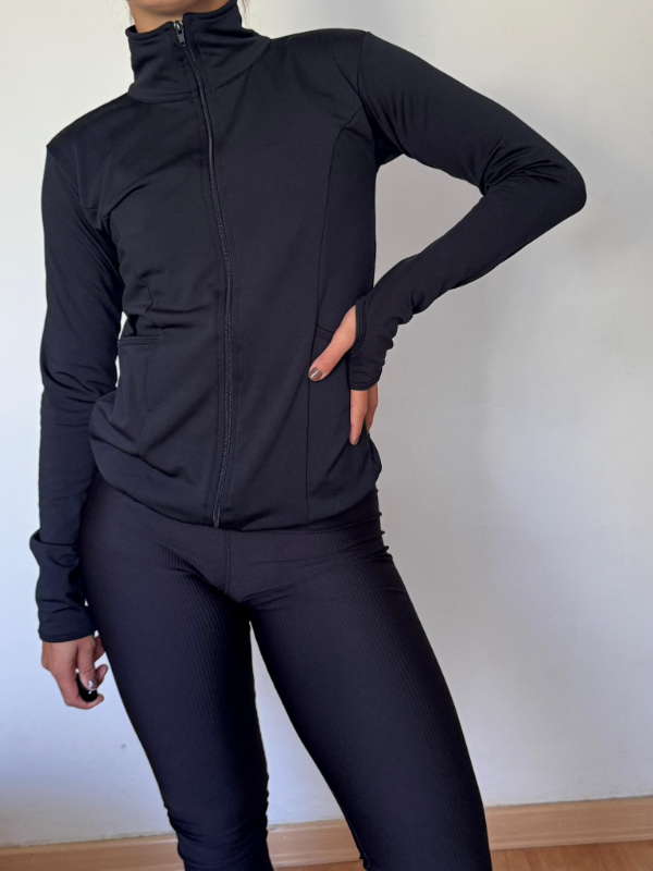 Producto - Campera termica negro