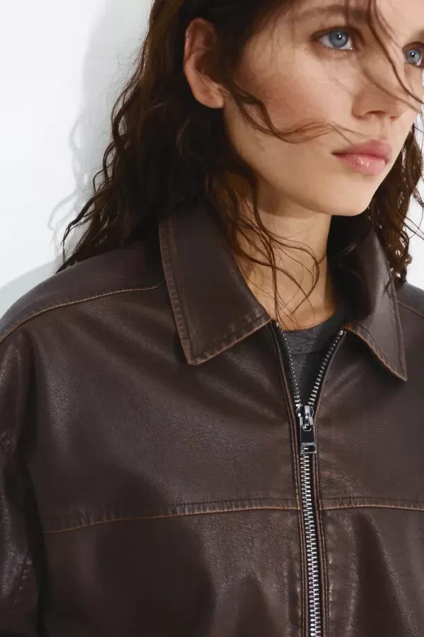 Producto - Campera efecto piel Pull and bear - 3