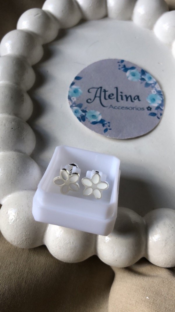 Producto - Abridor Flor simple Blanca