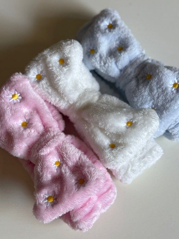 Producto - Vincha Skincare con margaritas