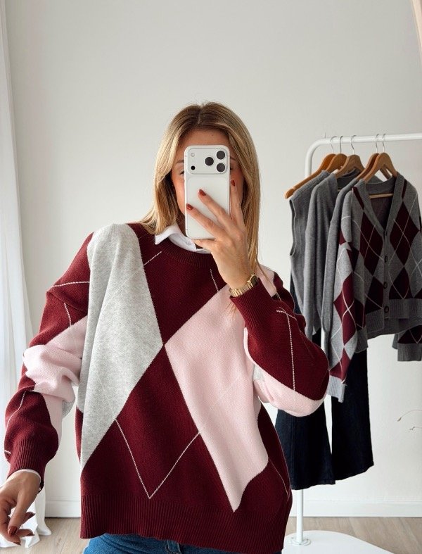 Producto - SWEATER ROMBOS DUBLIN
