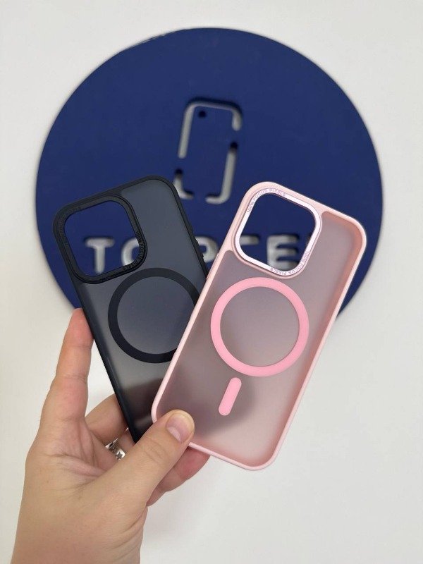 Producto - FUNDA CROMADA ESMERILADA MAGSAFE IPHONE 16 PRO