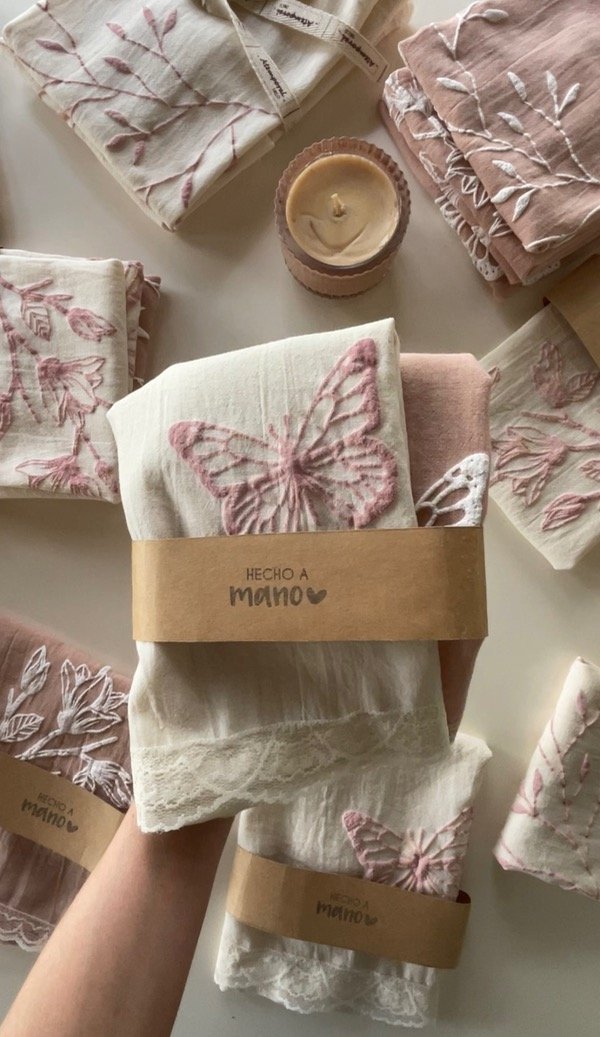 Producto - SET de toallas en Rosas