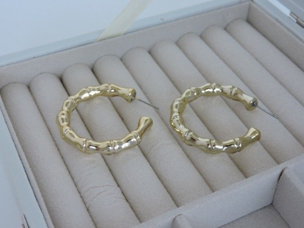 Producto - argolla bijou hueso