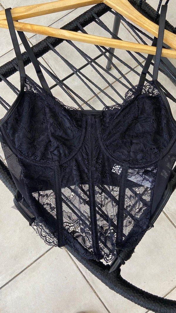 Producto - Corset encaje en pico