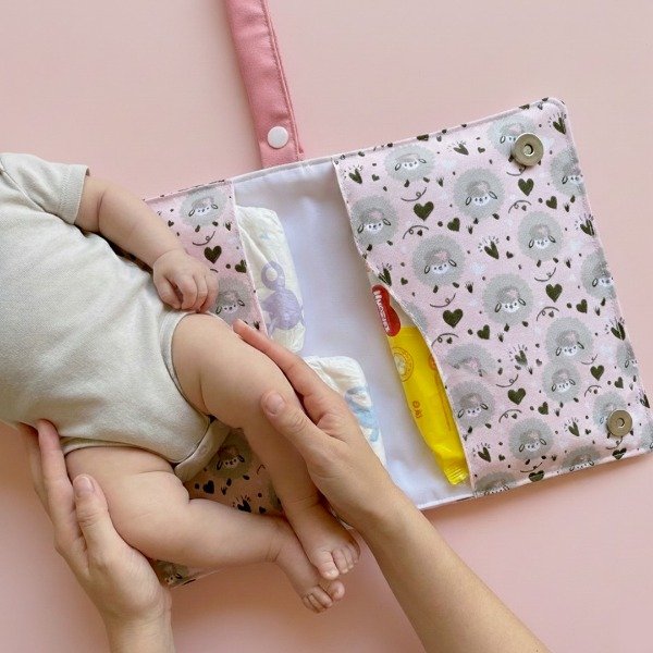 Producto - Portapañal Loli la oveja + Tarjetón bienvenida