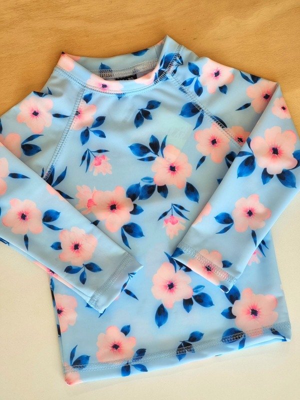 Producto - Remera FLOWERS mangas largas