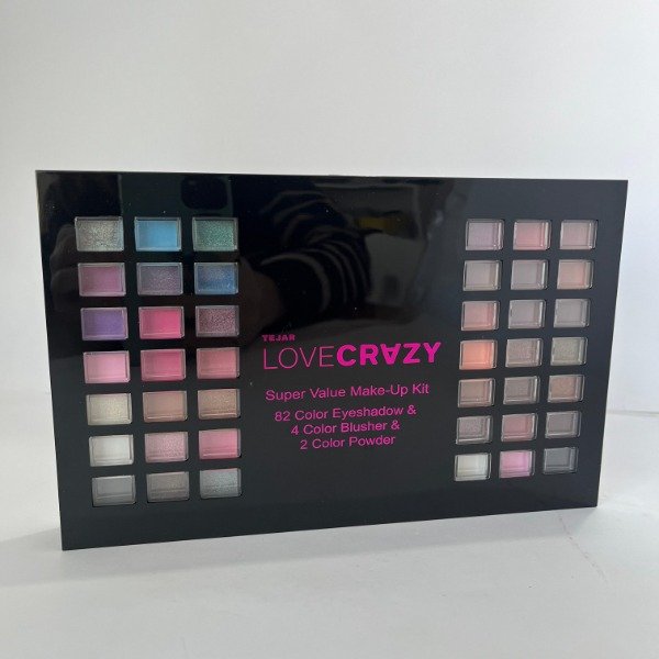 Producto - Paleta de maquillaje Love crazy Tejar x 88