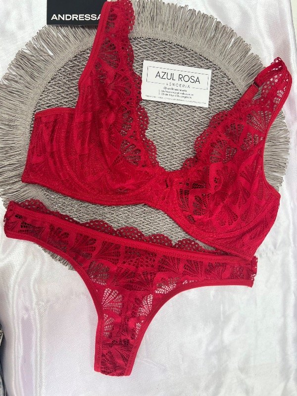 Producto - Conjunto de encaje