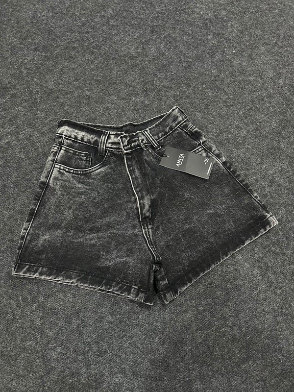 Short mom gris