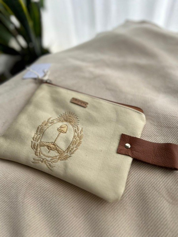 Producto - Neceser chico escudo