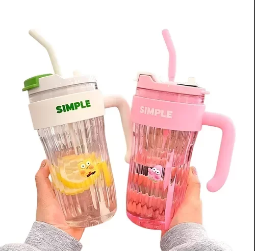 Producto - VASO PLASTICO CON MANIJA Y SORBETE 600ML