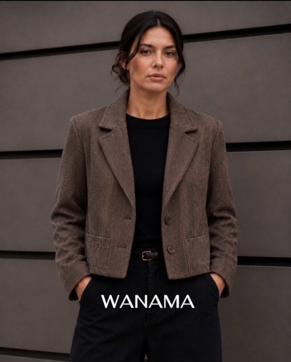 Producto - Tapado de paño Corto Wanama - 0