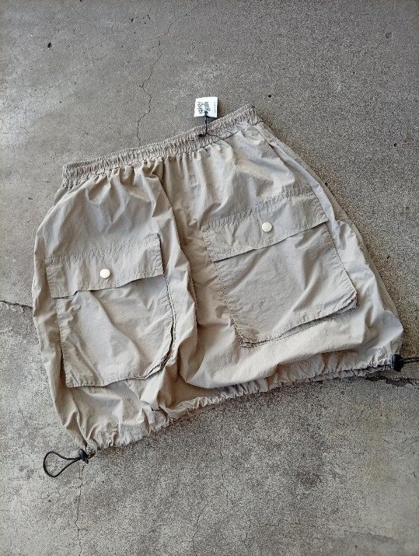 Producto - Pollera cargo kaki