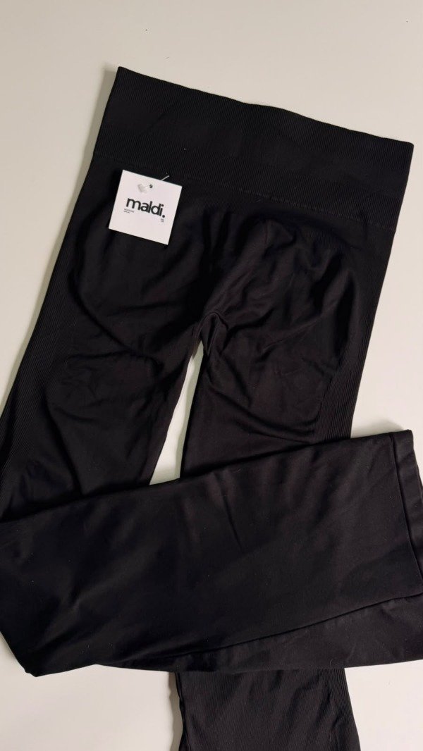 Producto - Calzas Oxford seamless con frunce Lufit - 6