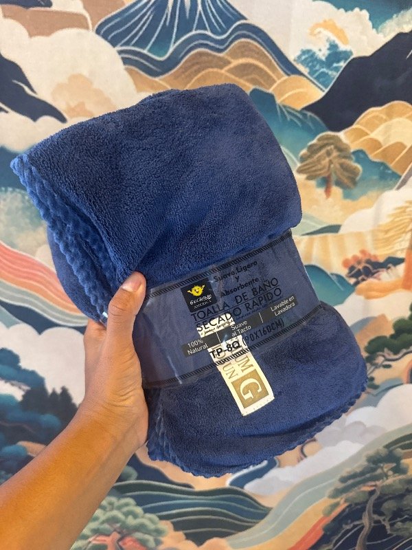 Producto - TOALLON SECADO RÁPIDO AZUL