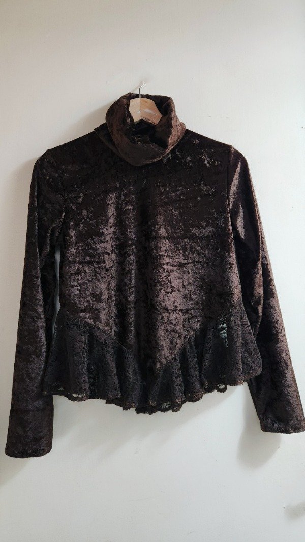 Producto - Polera Cacao Encaje