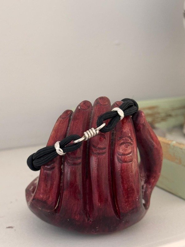 Producto - Pulsera Urban Cross - Plata 925 e Hilo Paracord 4.5mm