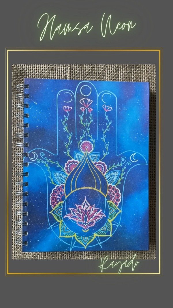 Producto - Cuaderno Hamsa Neon Rayado