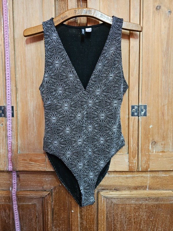 Producto - Body HM Negro/Plateado t.m