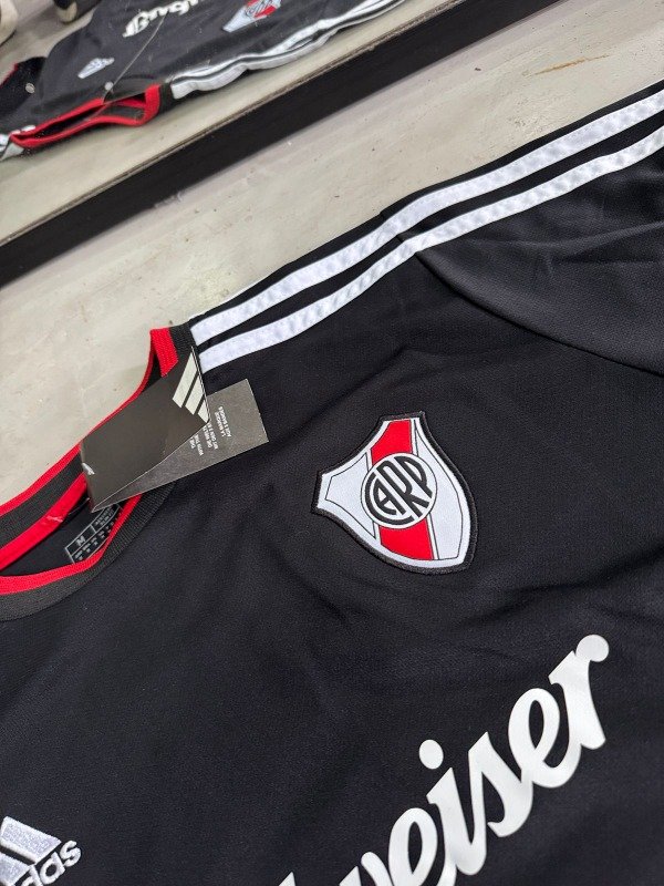 Producto - CAMISETA RIVER RETRO 2004 - 3
