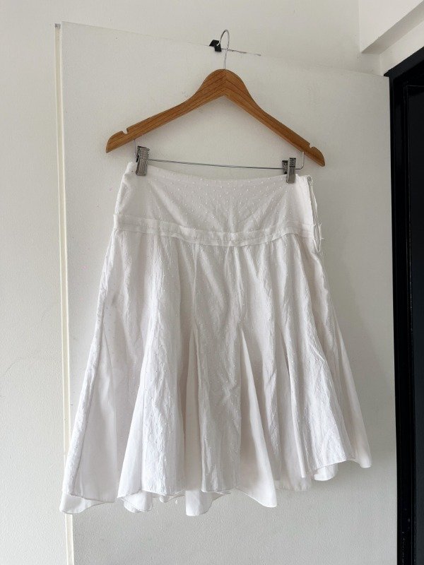 Falda midi blanca