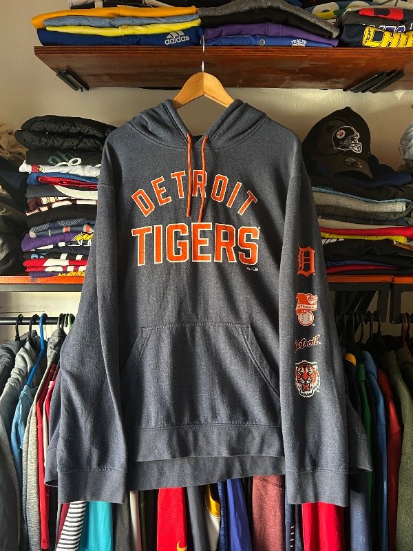 Producto - Buso canguro Majestic x Detroit Tigers MLB Talle XXL