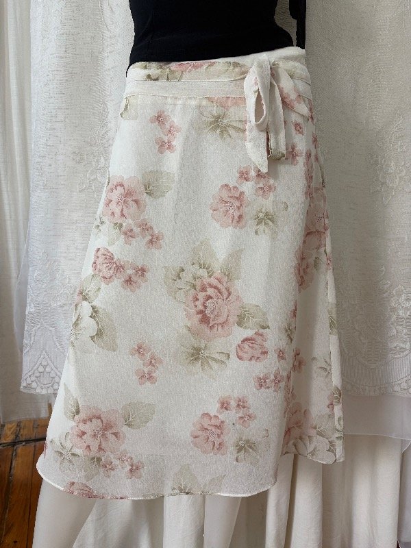 Producto - Falda Midi Con Flores Talle S CODIGO A