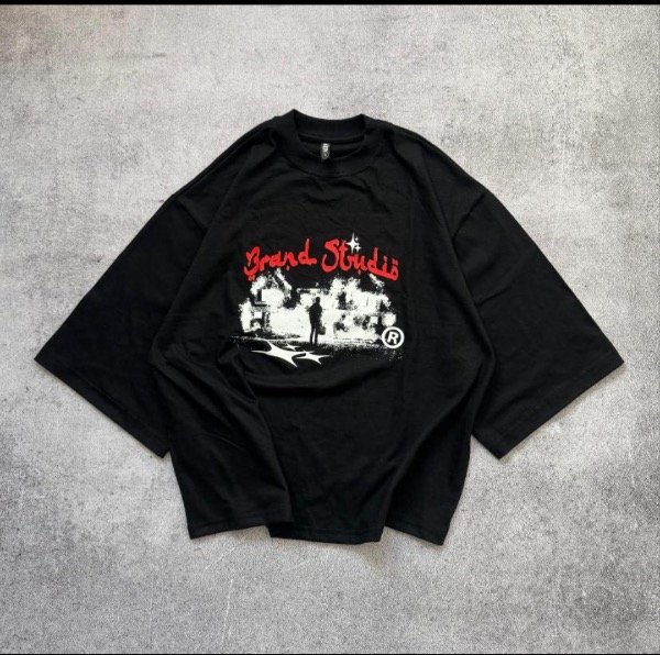 Producto - REMERA BOXY GRAND STUDIO