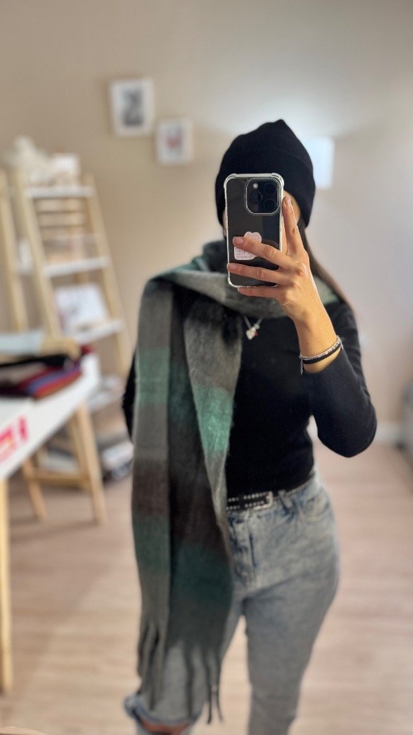Producto - Bufandon nube verde y negro