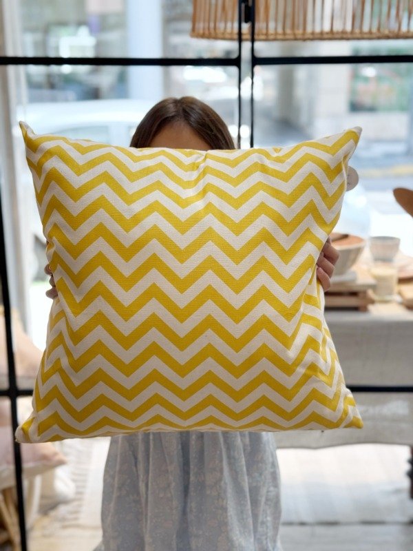 Producto - Almohadón Zig zag amarillo 50x50