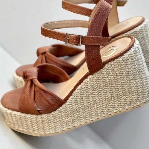 Producto - Holly Suela