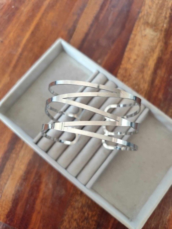 Producto - Brazalete triple. Plateado