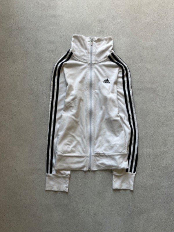 Producto - Zip Adidas 00s