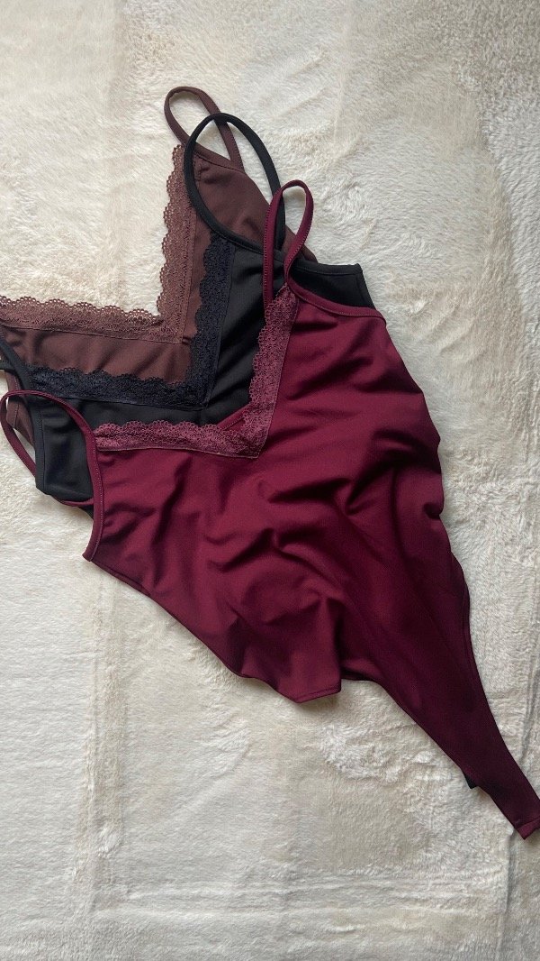 Producto - BODY JESSIE- puntilla