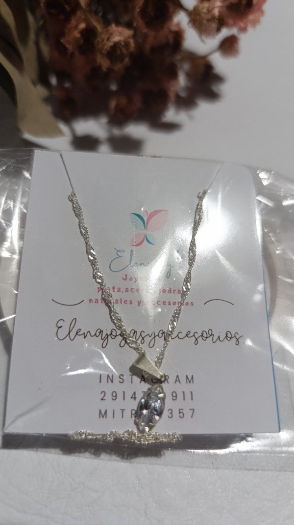 Producto - Cadena de plata dije triangulo