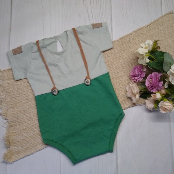 Producto - Body Verde Tiras marrón 6-11m
