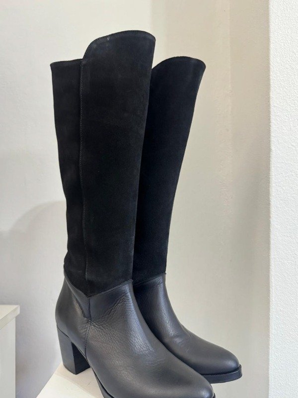 Producto - BOTAS SU DE CUERO NEGRO Y CAÑA DE GAMUZA NEGRA - 0