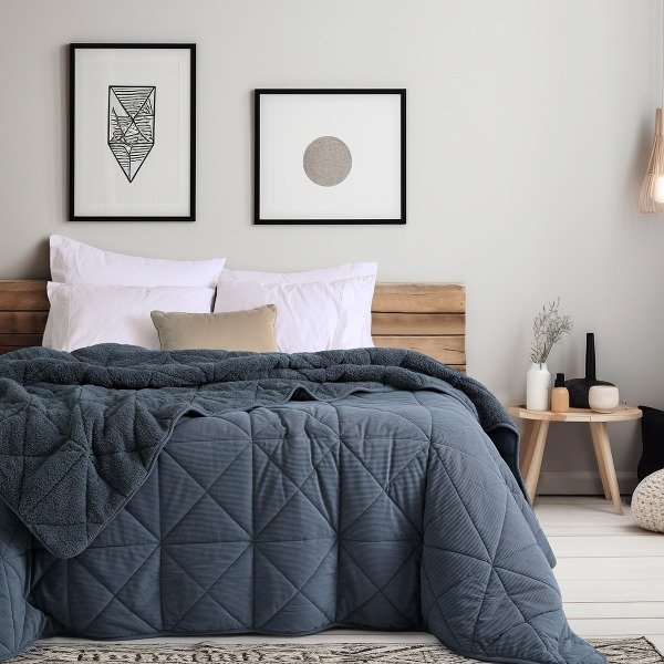 Producto - Edredón de corderoy con reverso de corderito al tono KING