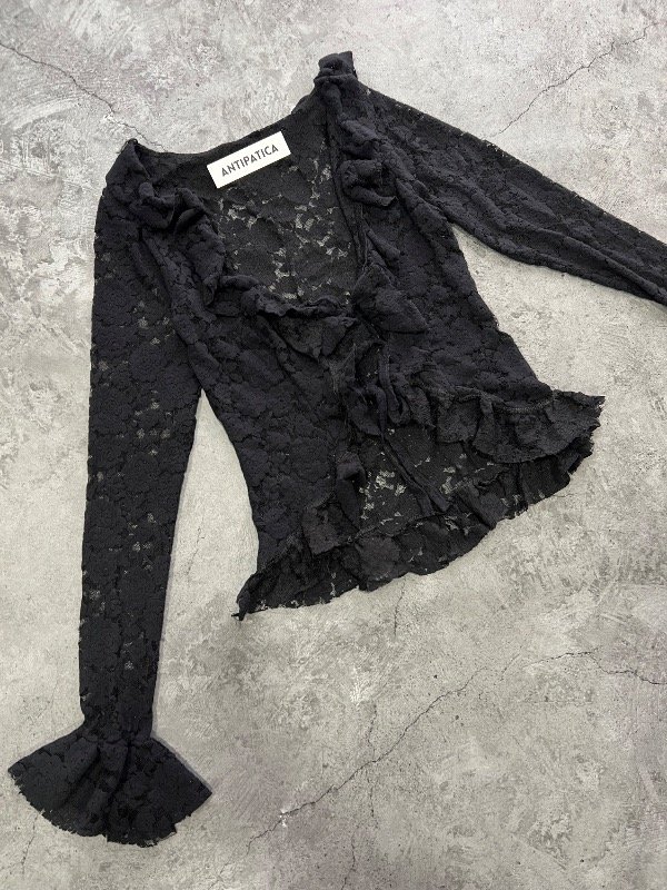 Producto - Top encaje con volados